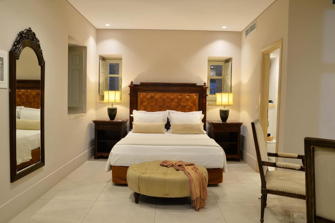 Akrolithi Boutique & Hotel