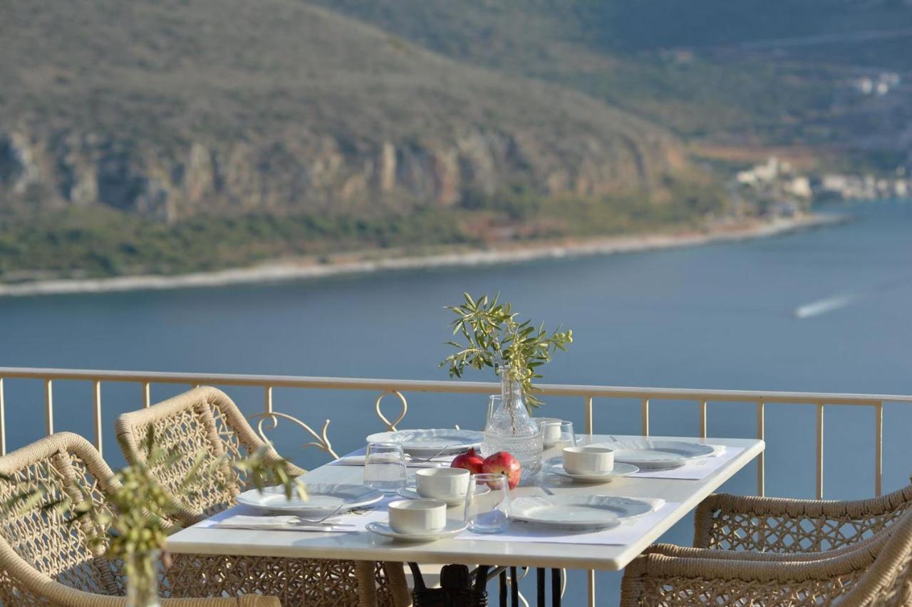 Akrolithi Boutique & 3*