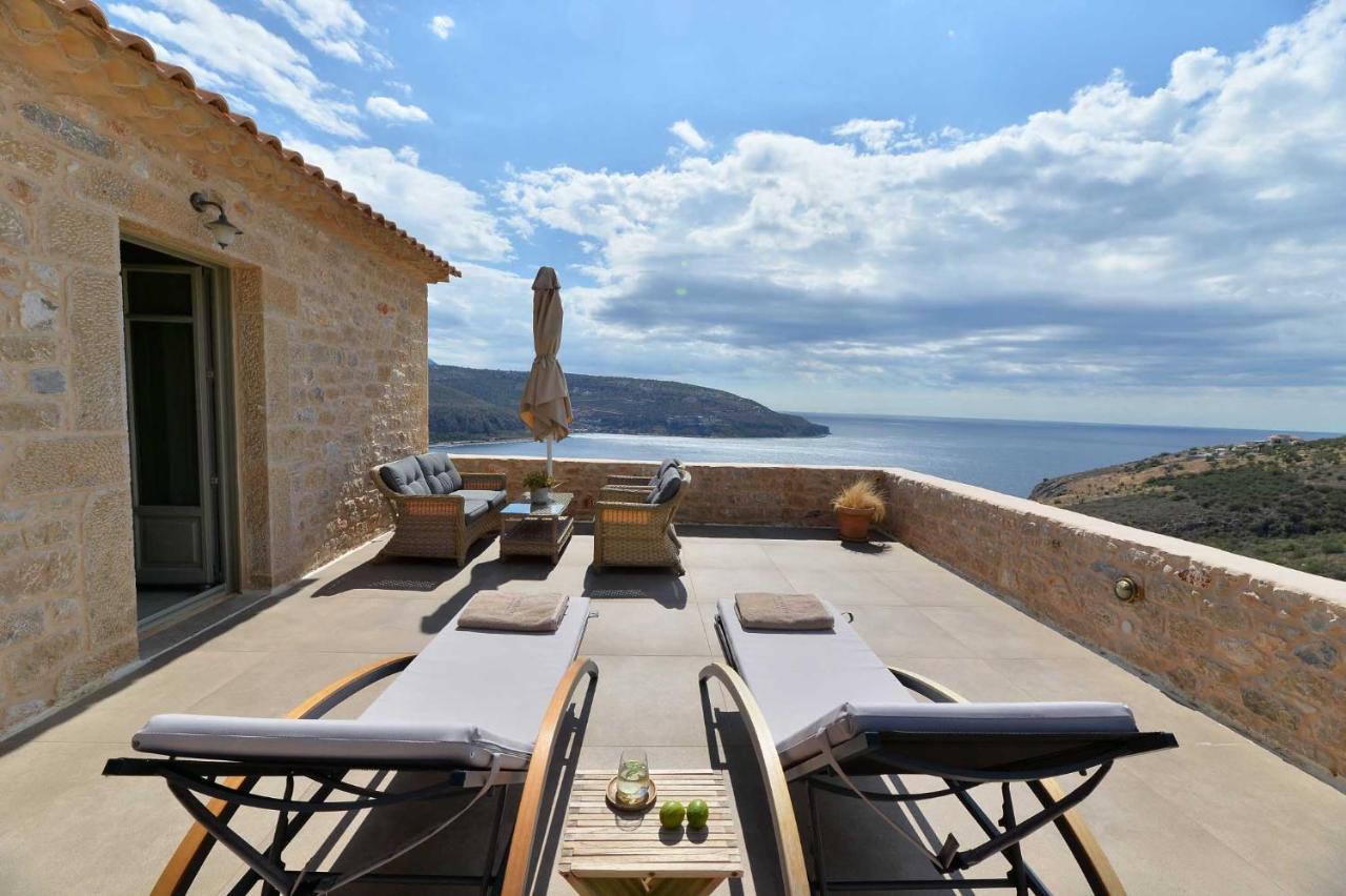 Akrolithi Boutique & Hotel