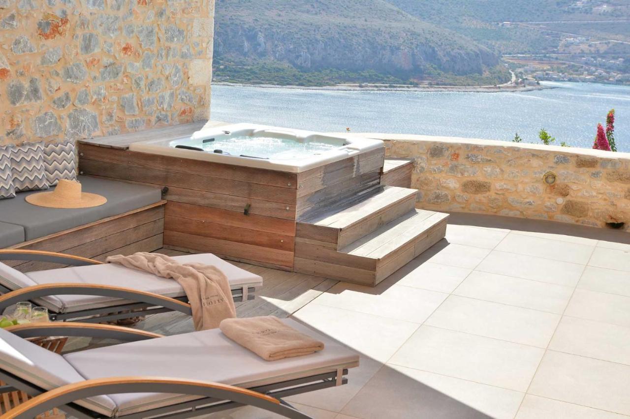 Akrolithi Boutique & Hotel