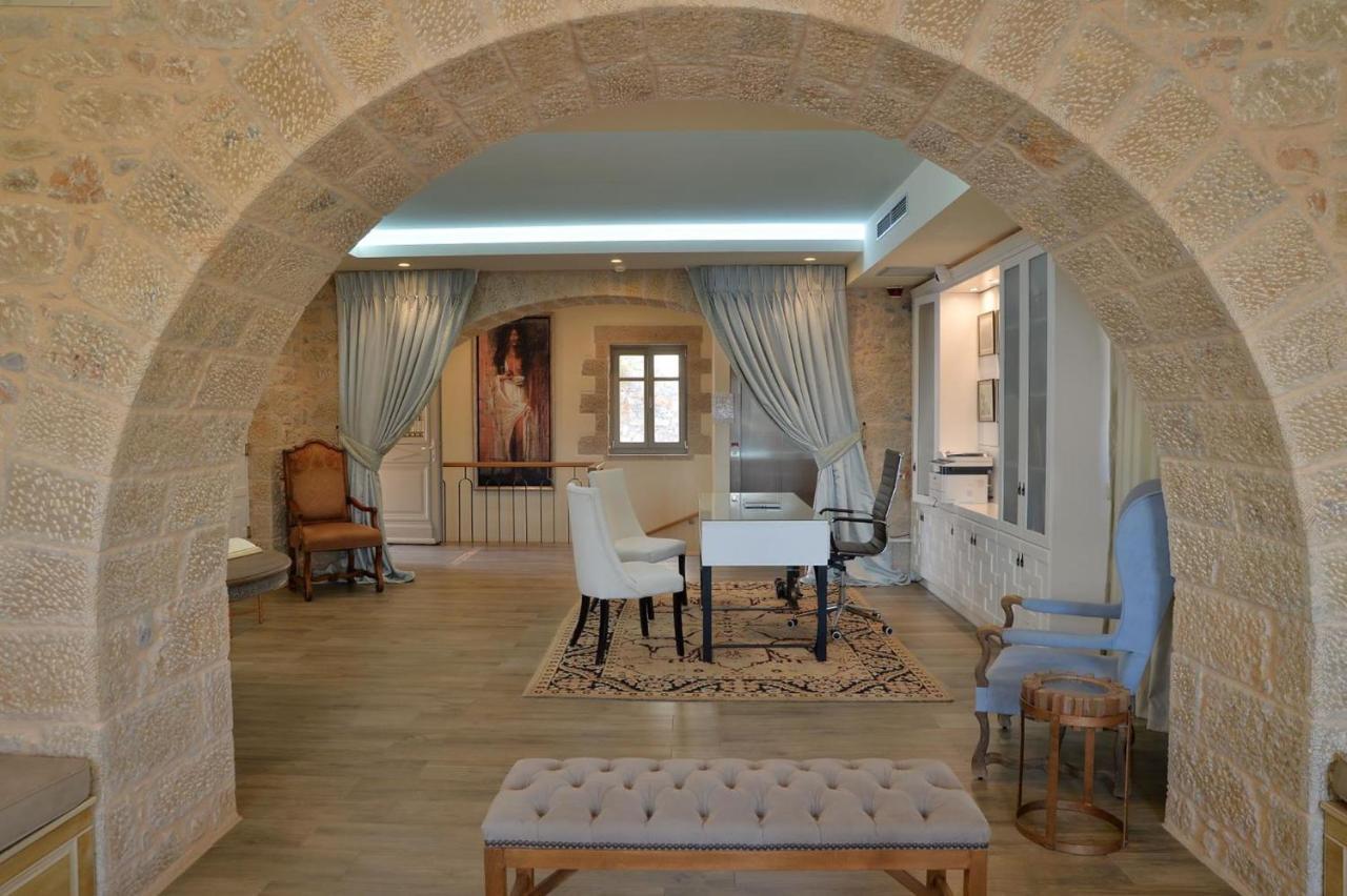 Akrolithi Boutique & Hotel Oitilon