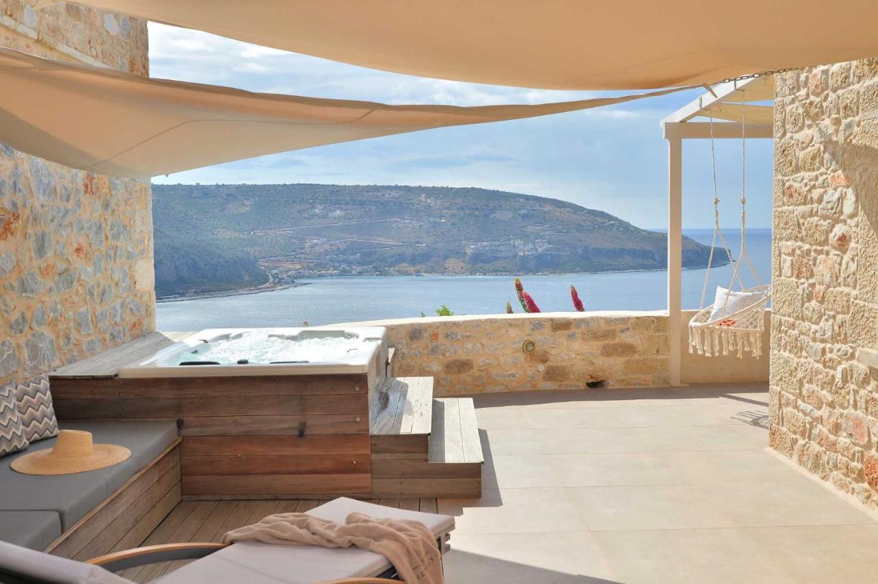 Akrolithi Boutique & 3*