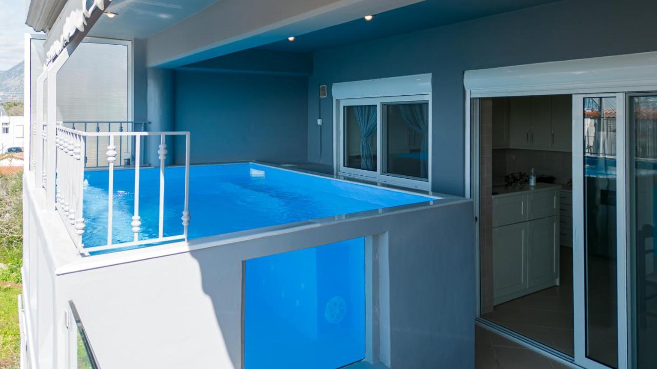 Grand Suites With Private Pools Apartment