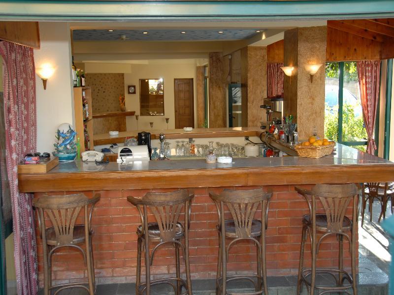 Romantica Aparthotel 3*
