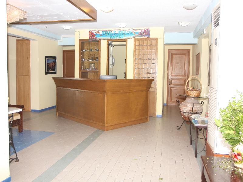 Aparthotel Pebble 2*