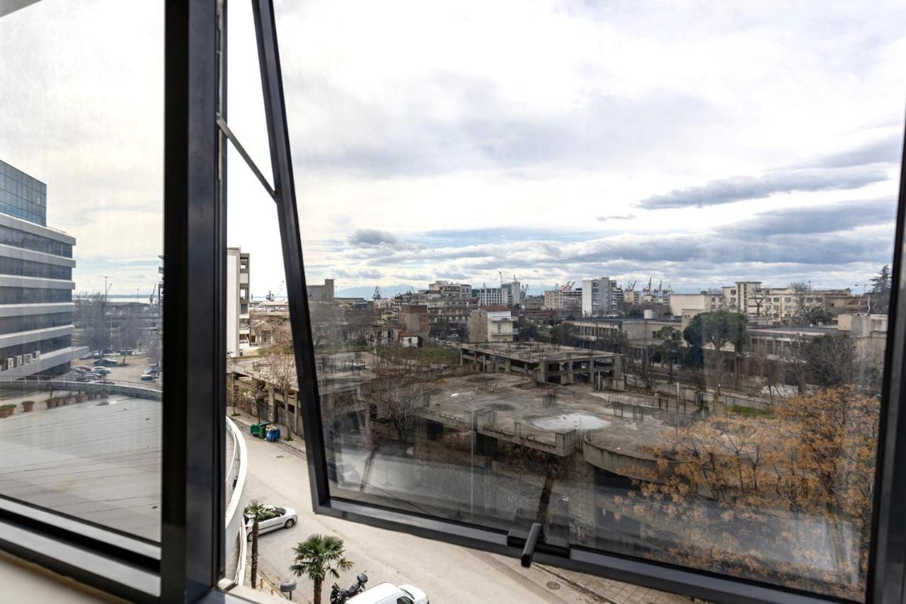 Apartment Sky View