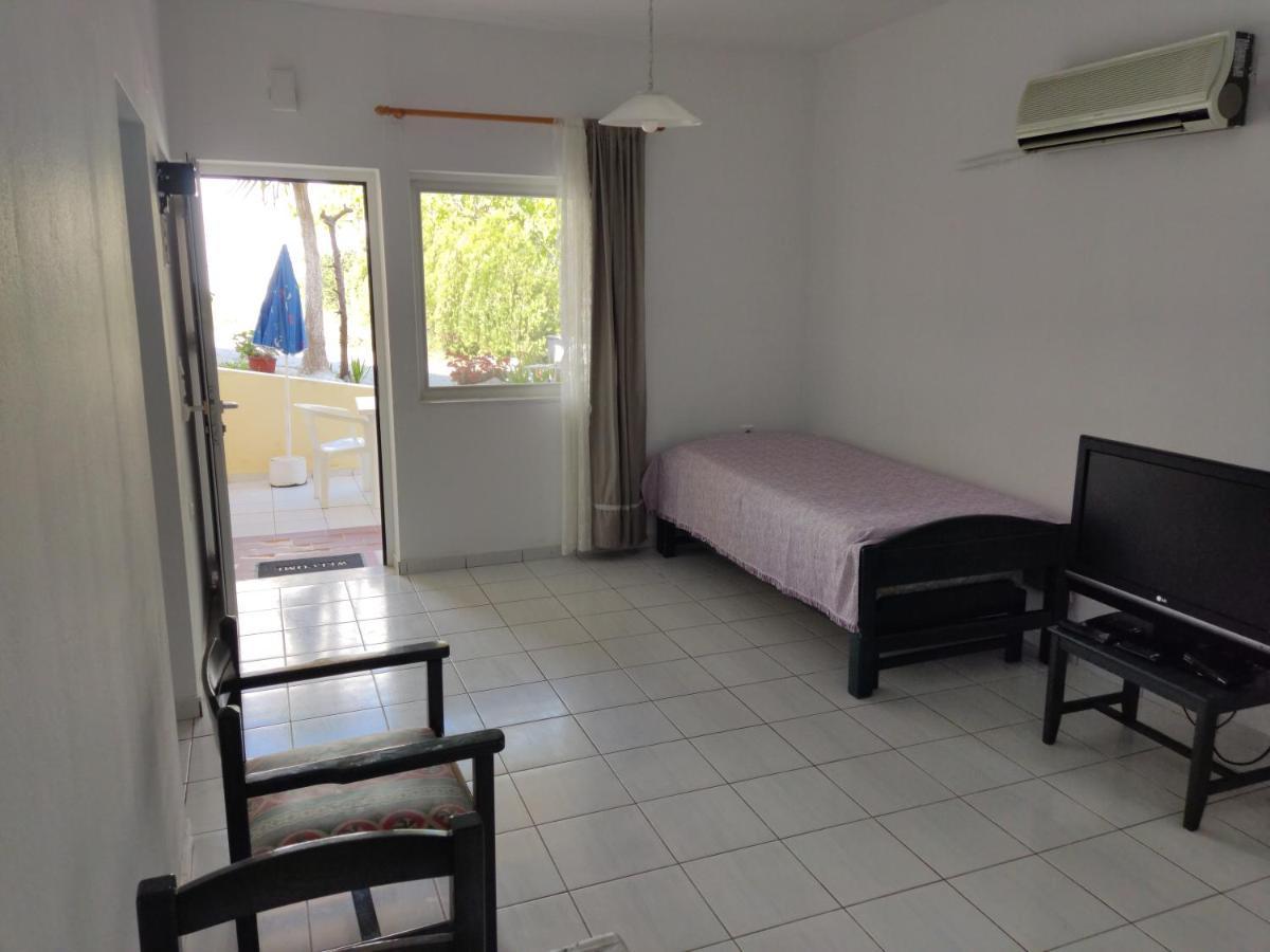 Apartment Zinovia Kato Daratso