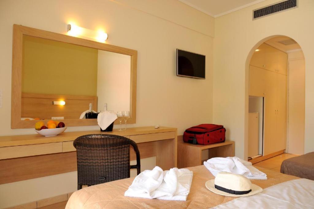 Philoxenia Hotel 3*