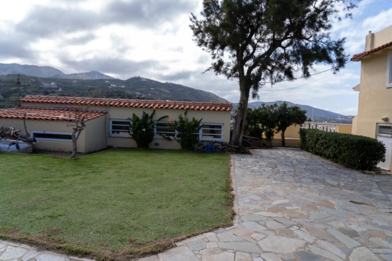 Villa Lygaria *