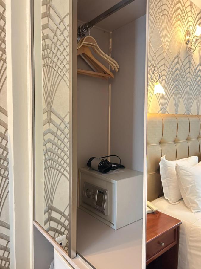 Hotel Golden 3*