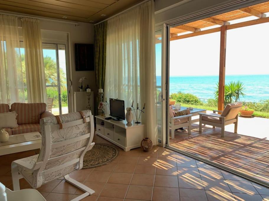 Elda Strandhaus Holiday home *