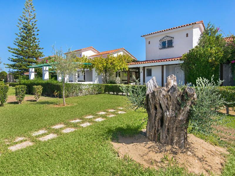 Aparthotel Elefteria Apts &