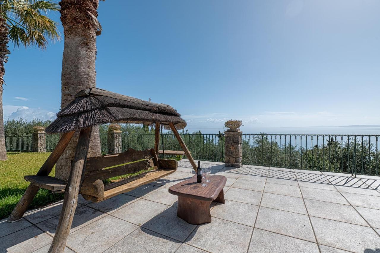 Grosse Sea And Mountains View Villa *