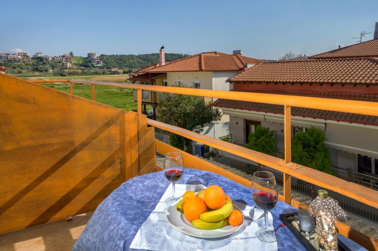 Apartment Xerxis Nea Roda