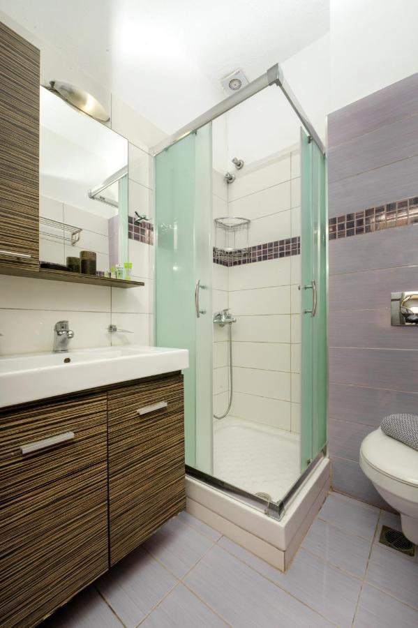 Xerxis Apartment
