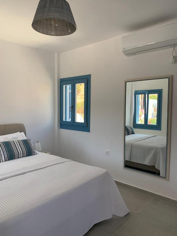 On The Beach, Leivadakia, Serifos Holiday home