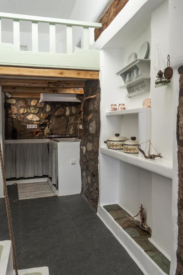 Akrogialis Sirma Klima Holiday home *