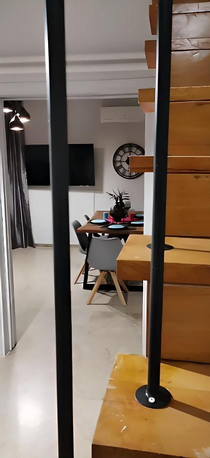 Elegant Seaside 2 Floor Apartment Athens