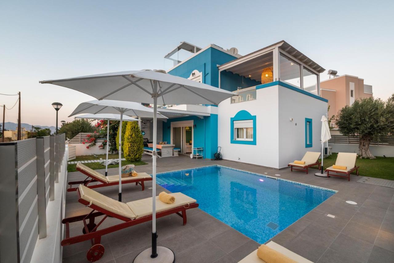 Seabreeze - With Jacuzzi & Heated Pool