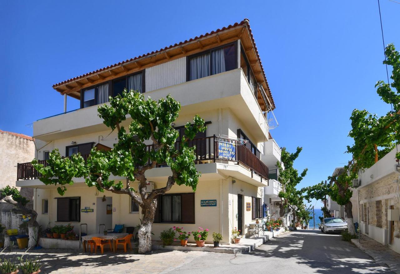 Apartment Nikos House *