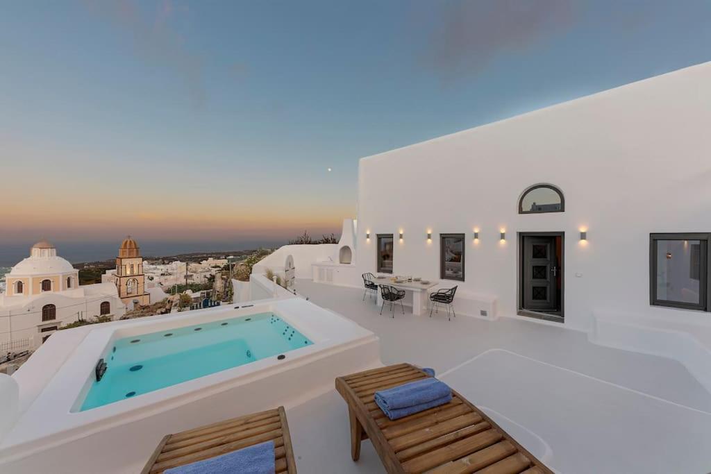 Aleanna Traditional Fira (Santorini)