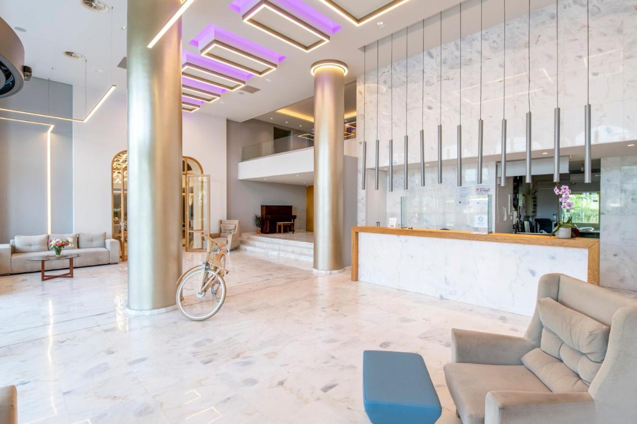 Hotel Lefkas 3*
