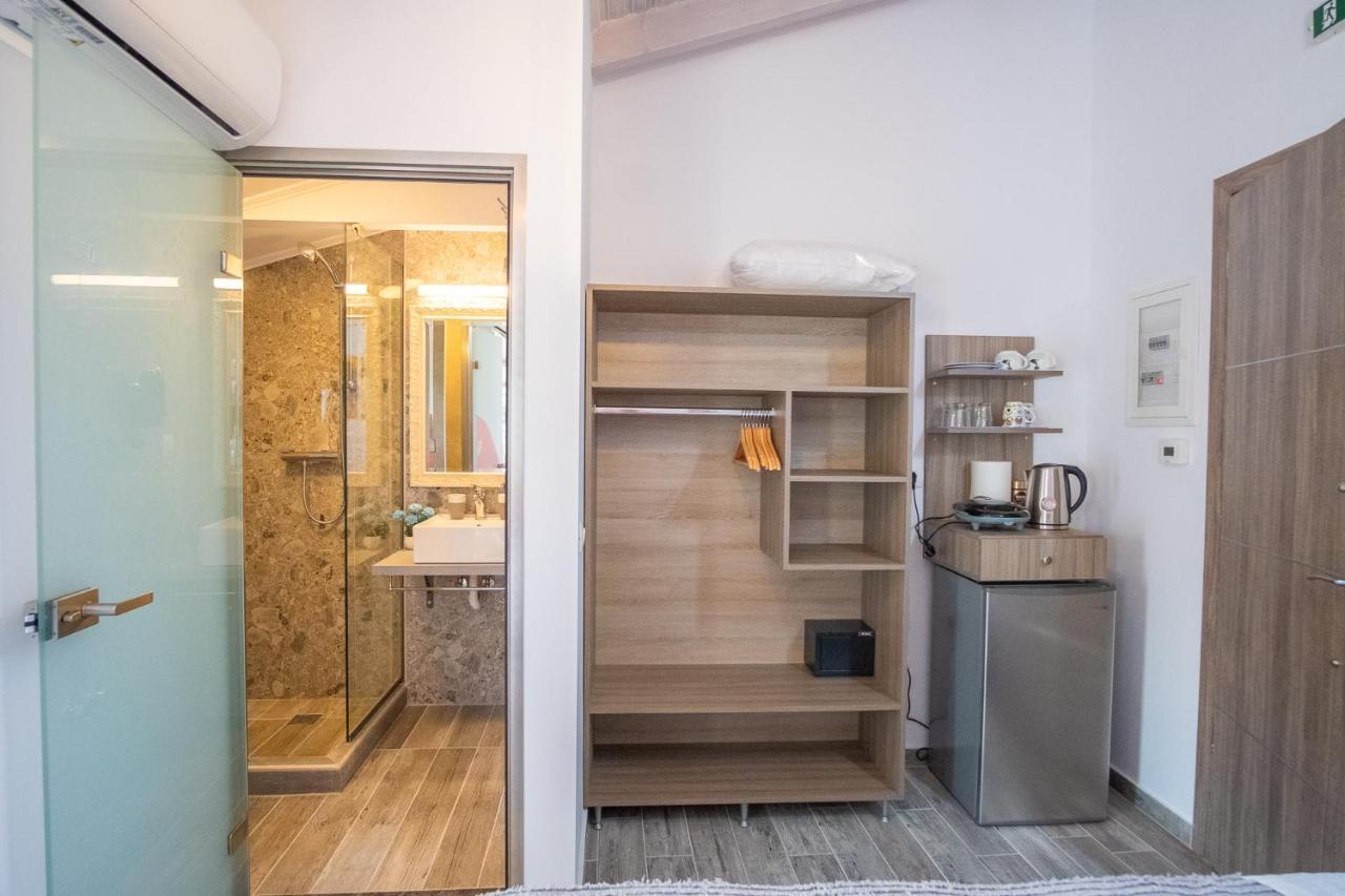 Serenity Luxe Aparthotel Parga