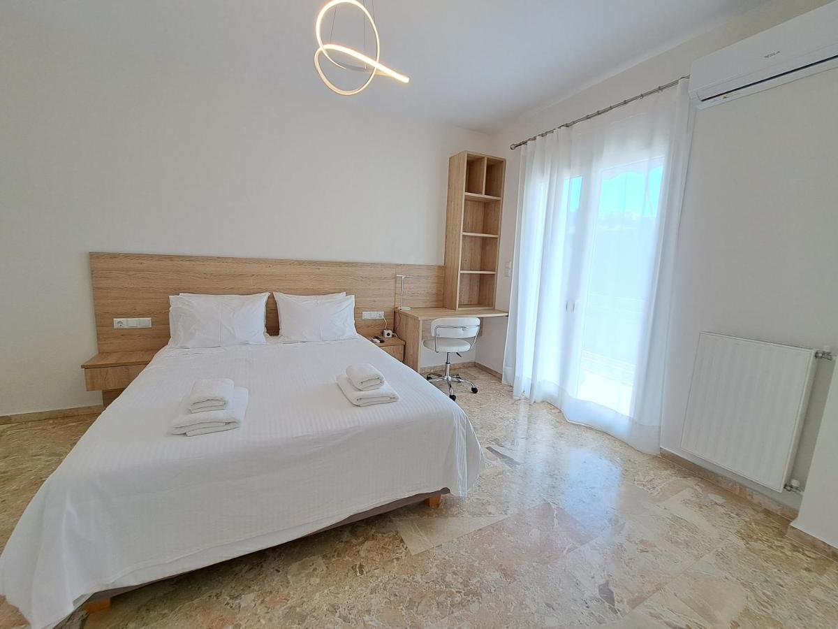Luxury Apartment *