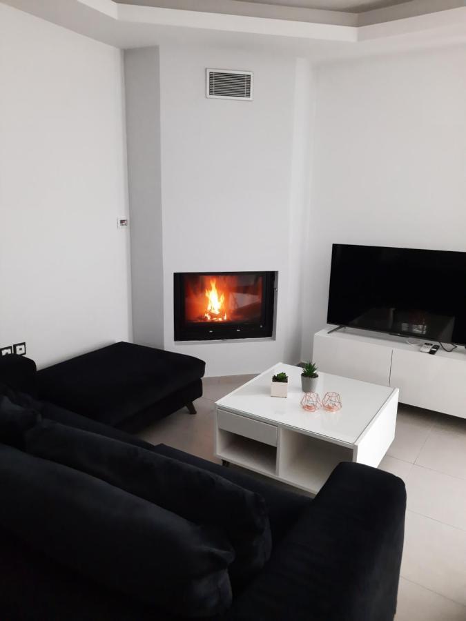 Mary's Luxury Nemea