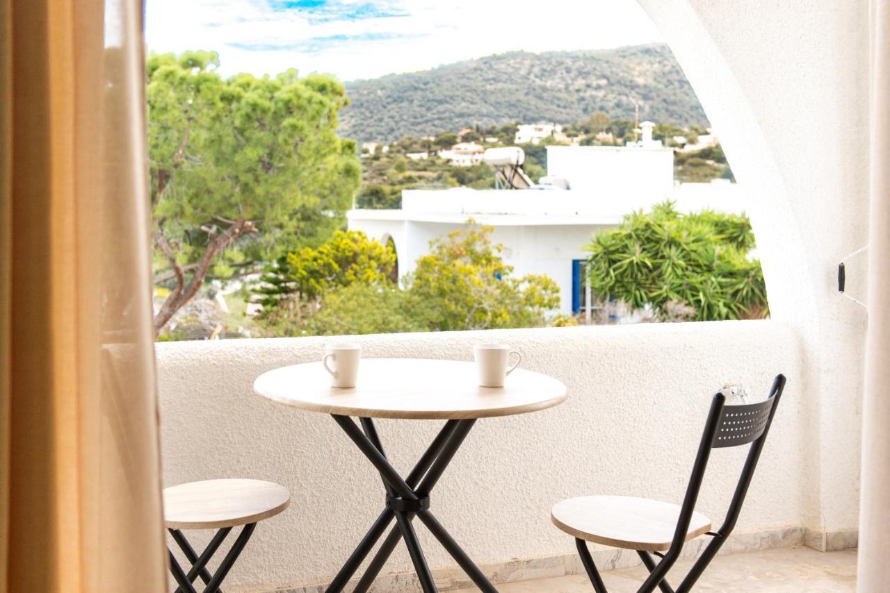 Aristotelis Apartment *