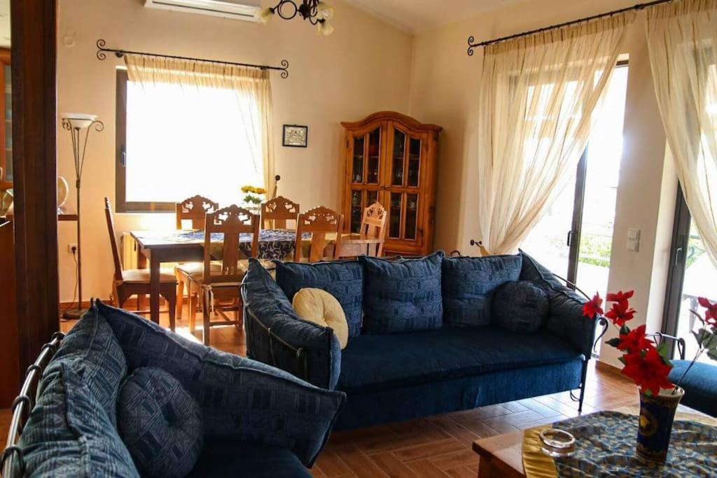Villa House In Euboea *
