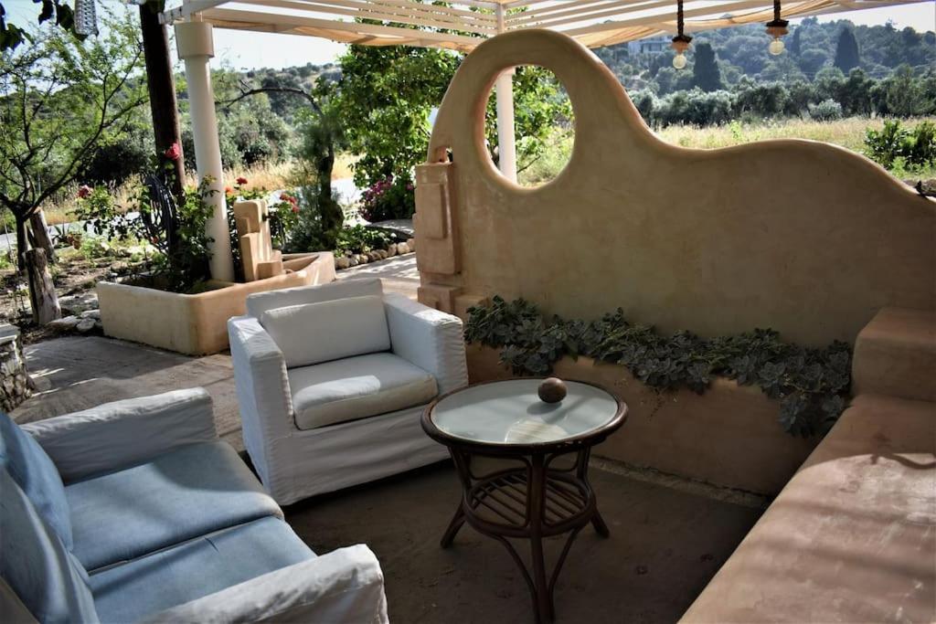 Dolichi House Villa *