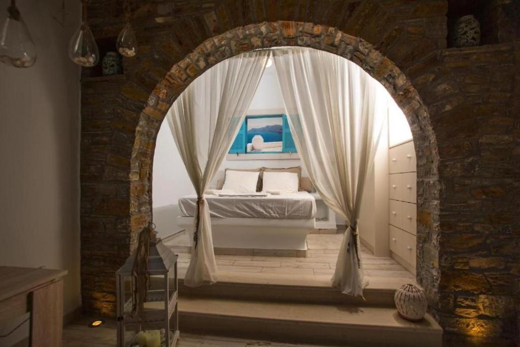 Sea Garden - Loutra Apartment Kythnos
