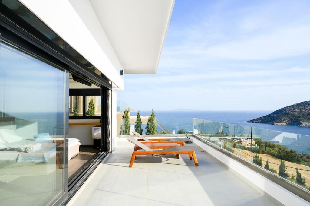 Athens Riviera Villa Anavyssos