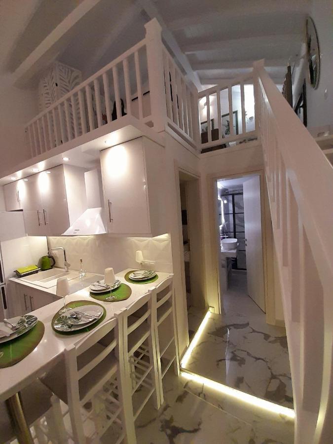 Agora Luxury Loft Apartment