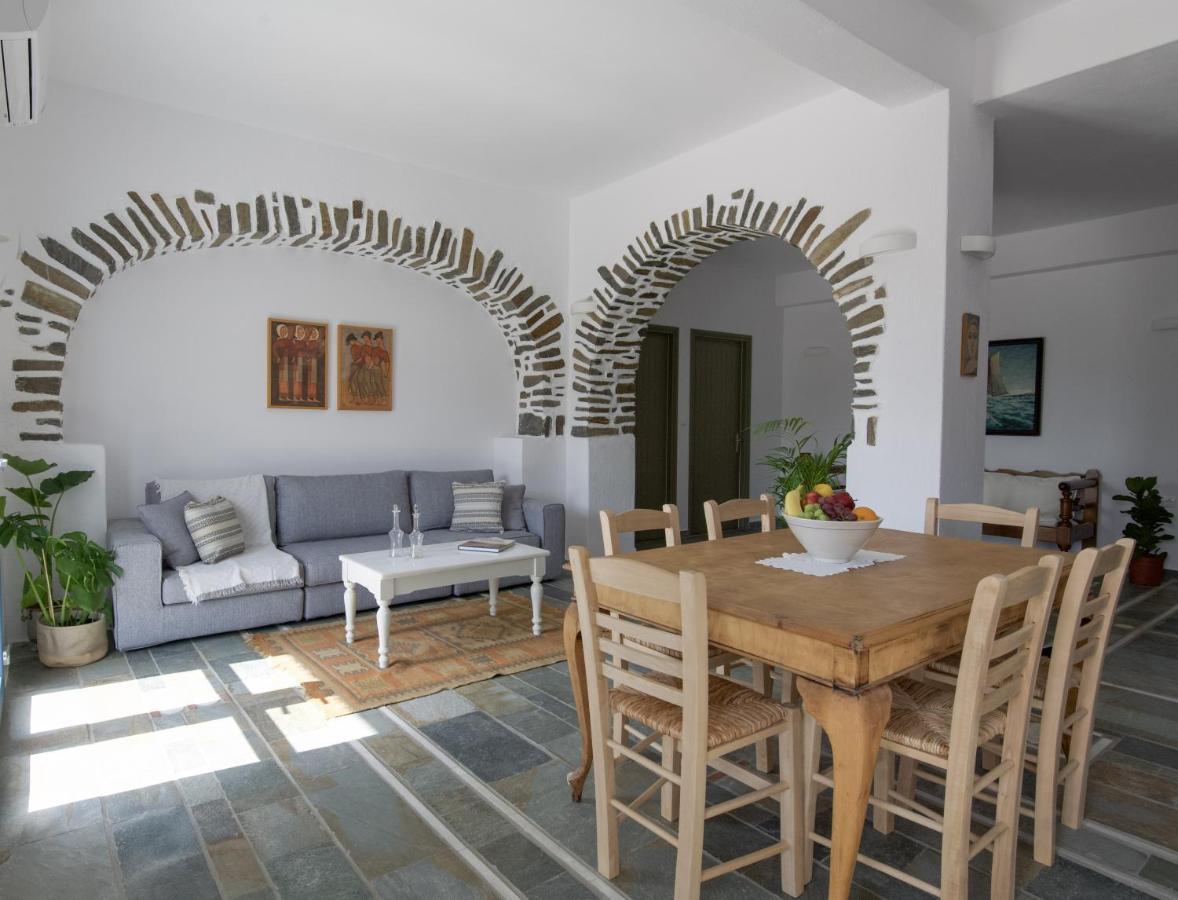 Anthemion Paros - & Villa Agia Irini (Paros)