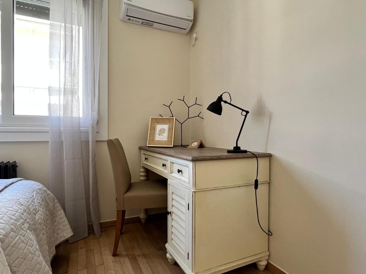 Penthouse & Near Glyfada - Free Parking Apartment Athens