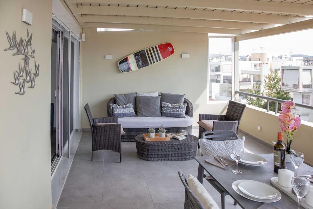 Sea View Penthouse In Apartment Vari (Attica)