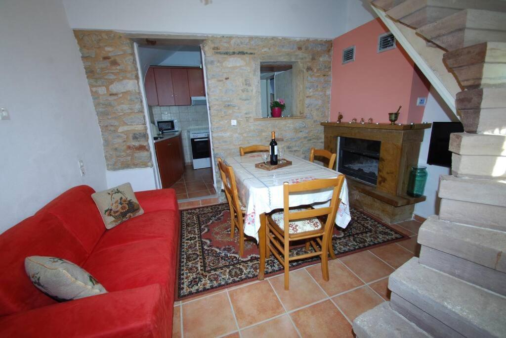 Apartment Filoxenia *