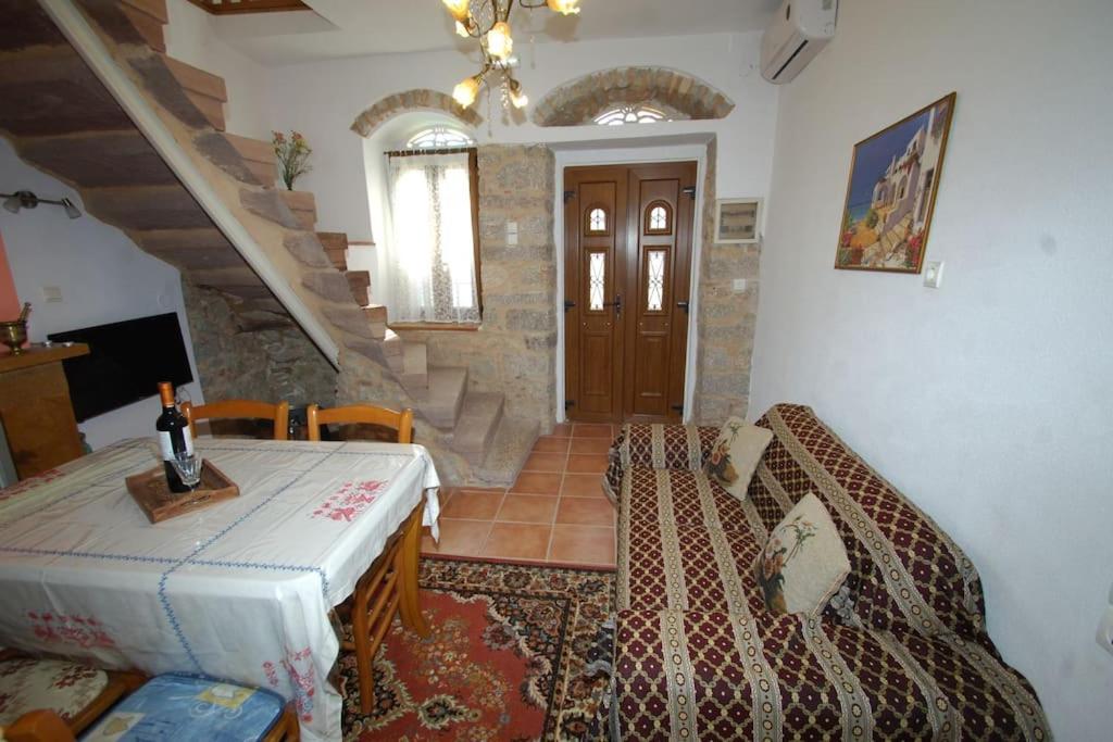 Apartment Filoxenia