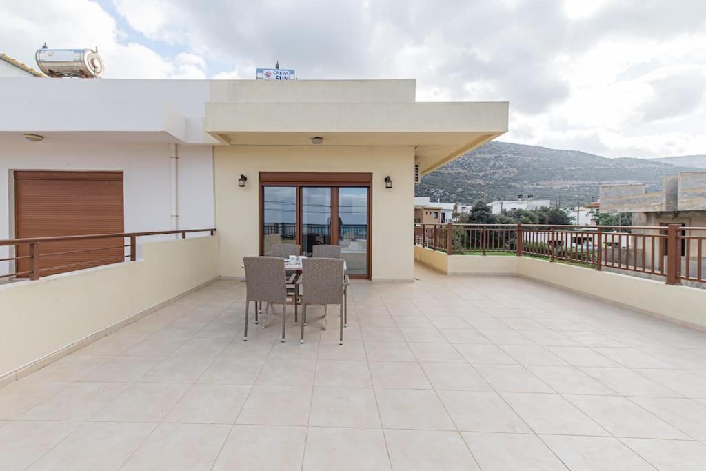 Veranda Apartment