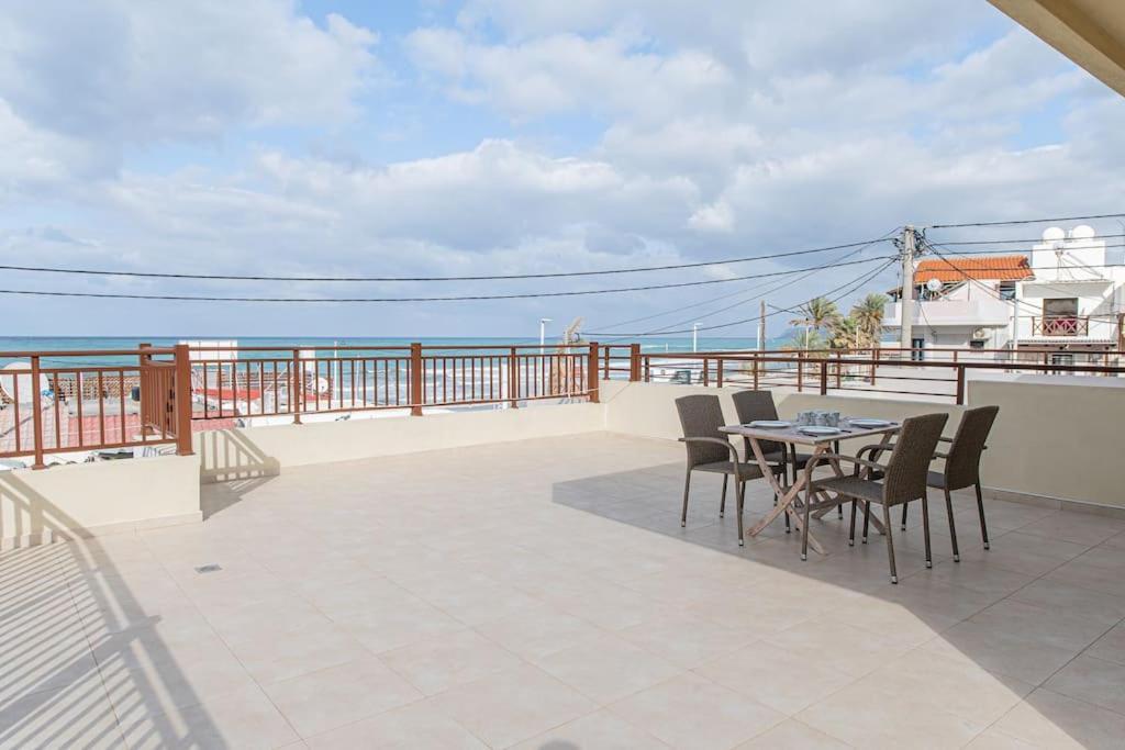 Apartment Veranda