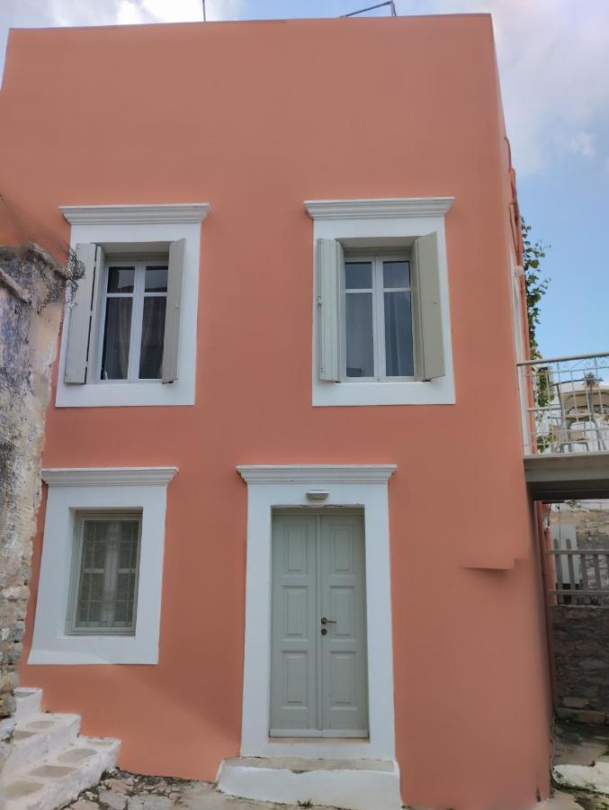 Sokratis Apartment Symi
