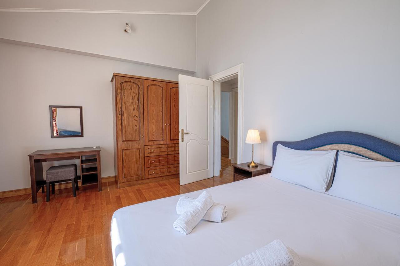 Villa Grosse Sea And Mountains View Gastouri (Corfu)