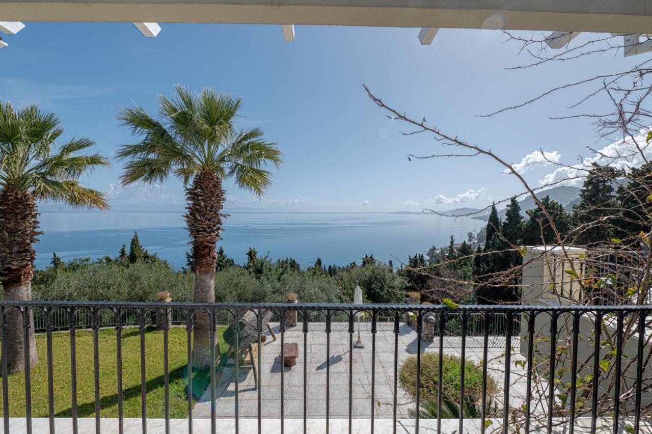 Villa Grosse Sea And Mountains View