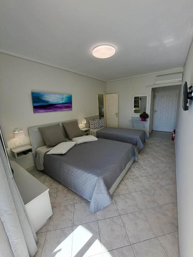 Aparthotel Aretousa 2*