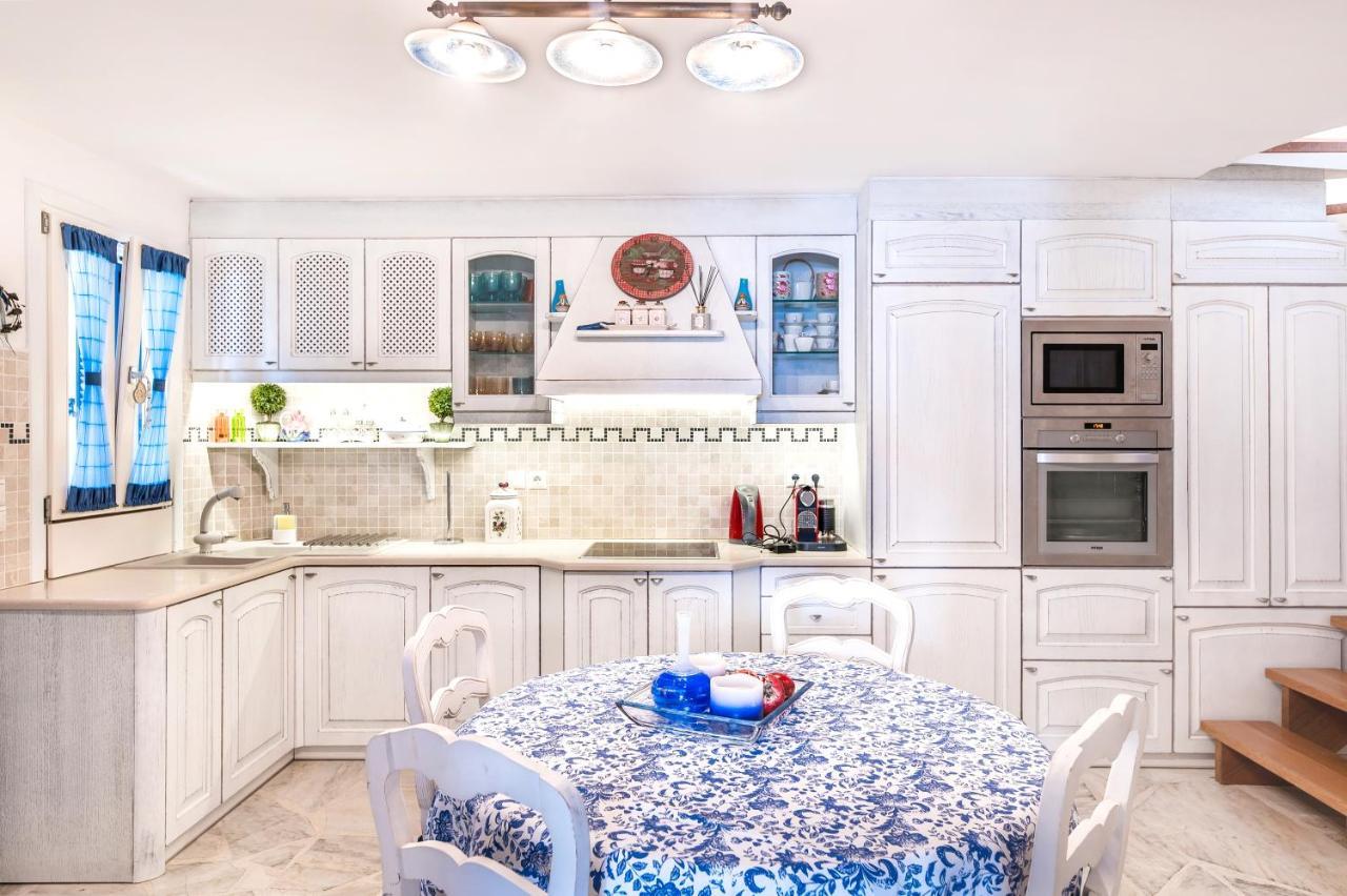Ifigeneia Luxury Sea View *