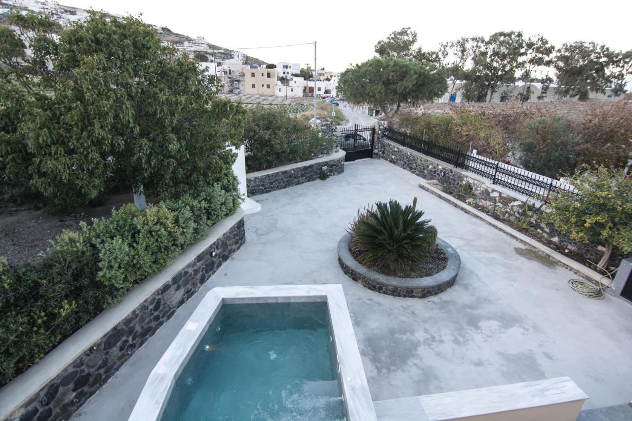 Karpimo Vineyard With Heated Pool *
