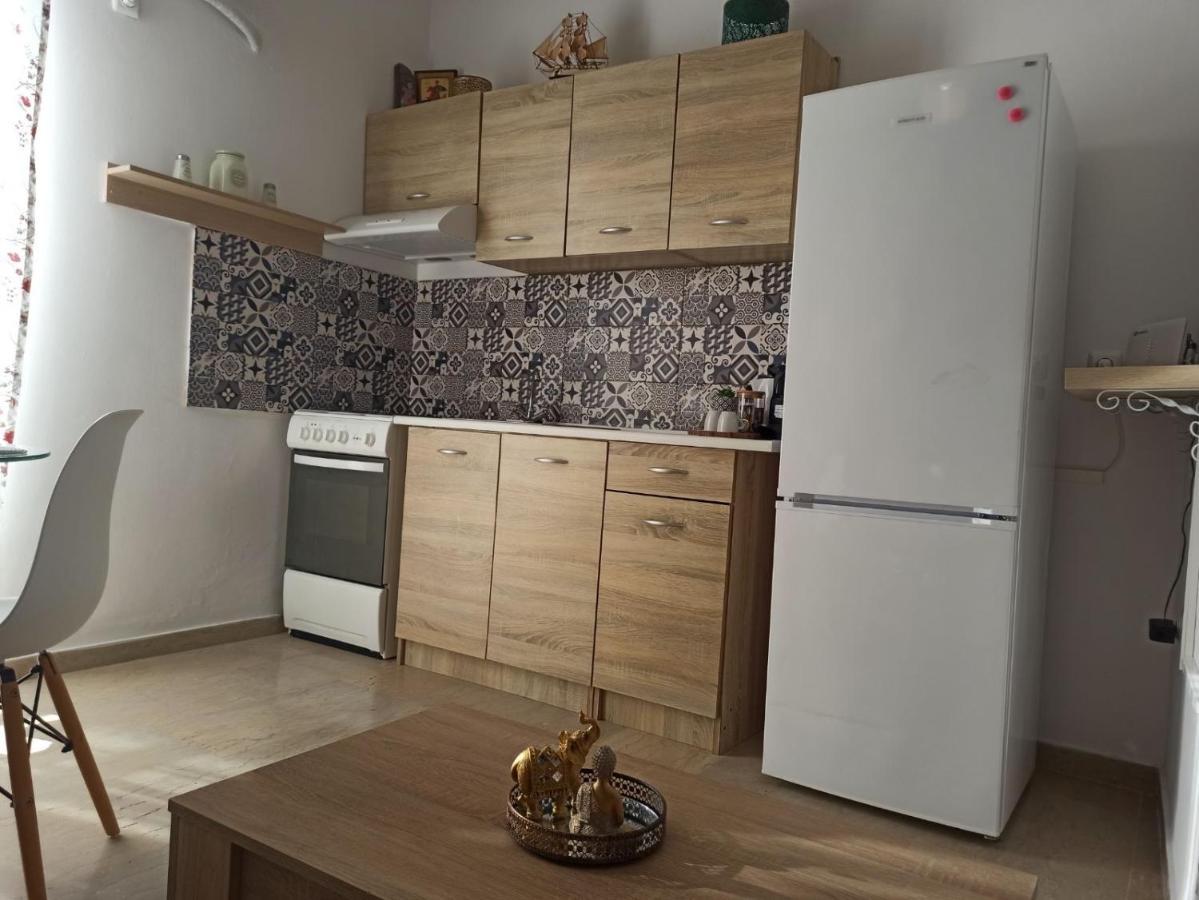 Apartment M&m Small House Rhodes City