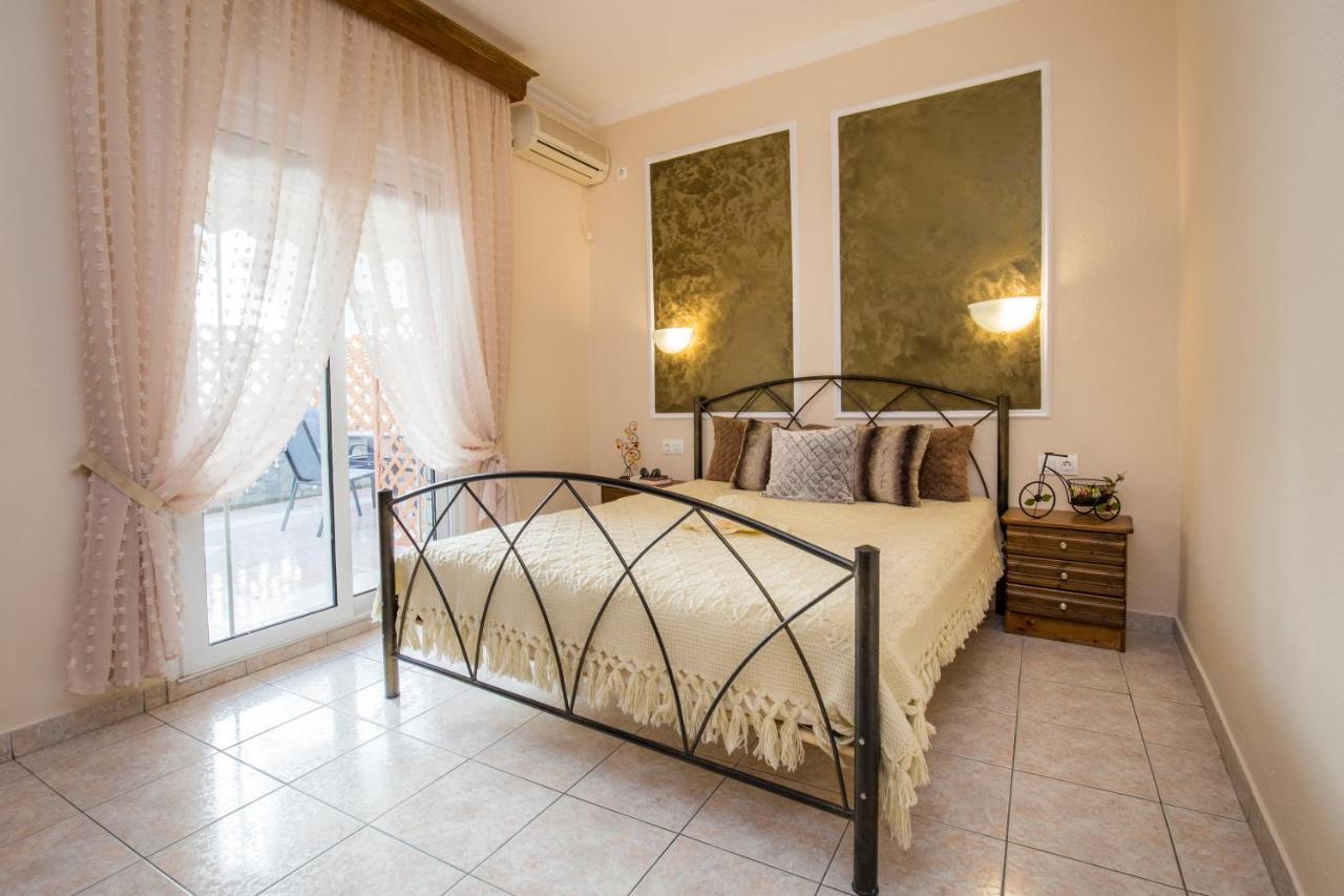 Markos 2 Aparthotel